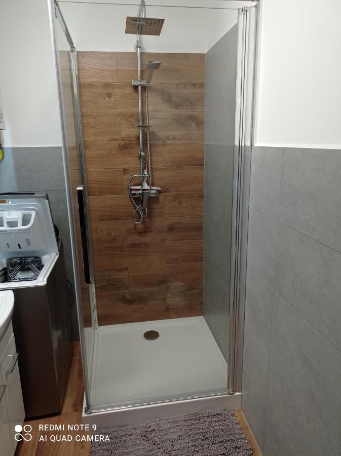 Apartament Na Parterze Stalowa Wola Kültér fotó