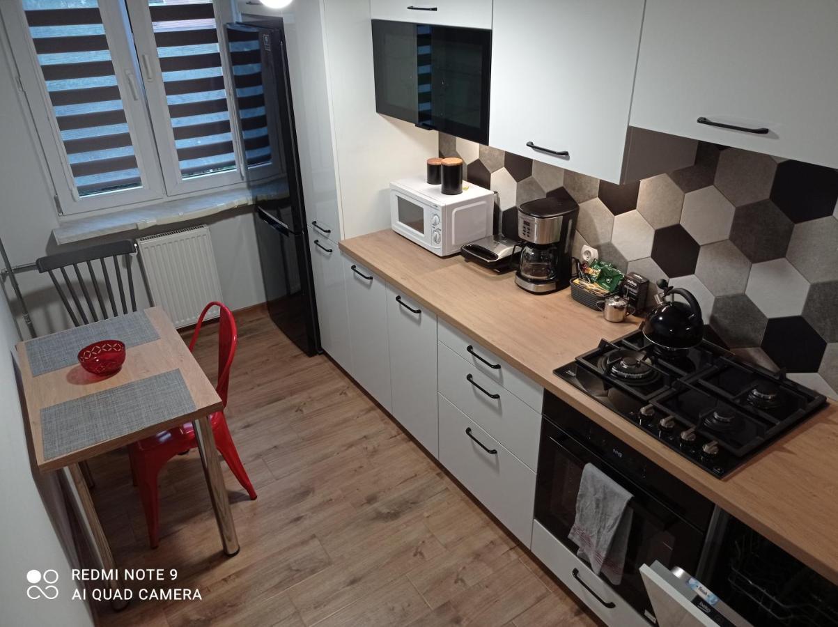 Apartament Na Parterze Stalowa Wola Kültér fotó